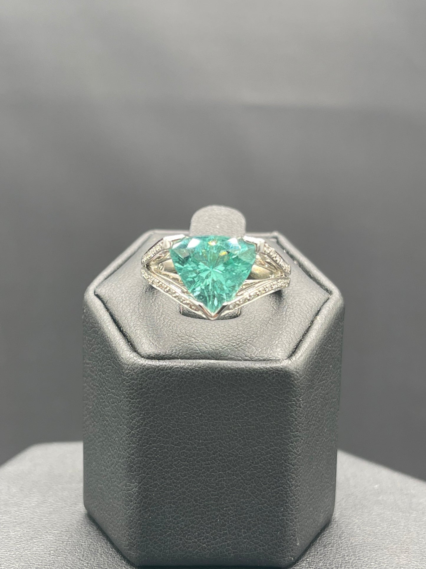 4.67 Carat AGL Certified Paraiba Tourmaline and Diamond 18K White Gold Ring (Size 6.5)