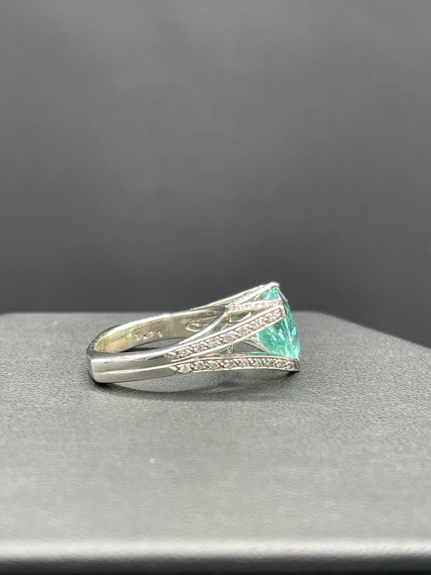 4.67 Carat AGL Certified Paraiba Tourmaline and Diamond 18K White Gold Ring (Size 6.5)
