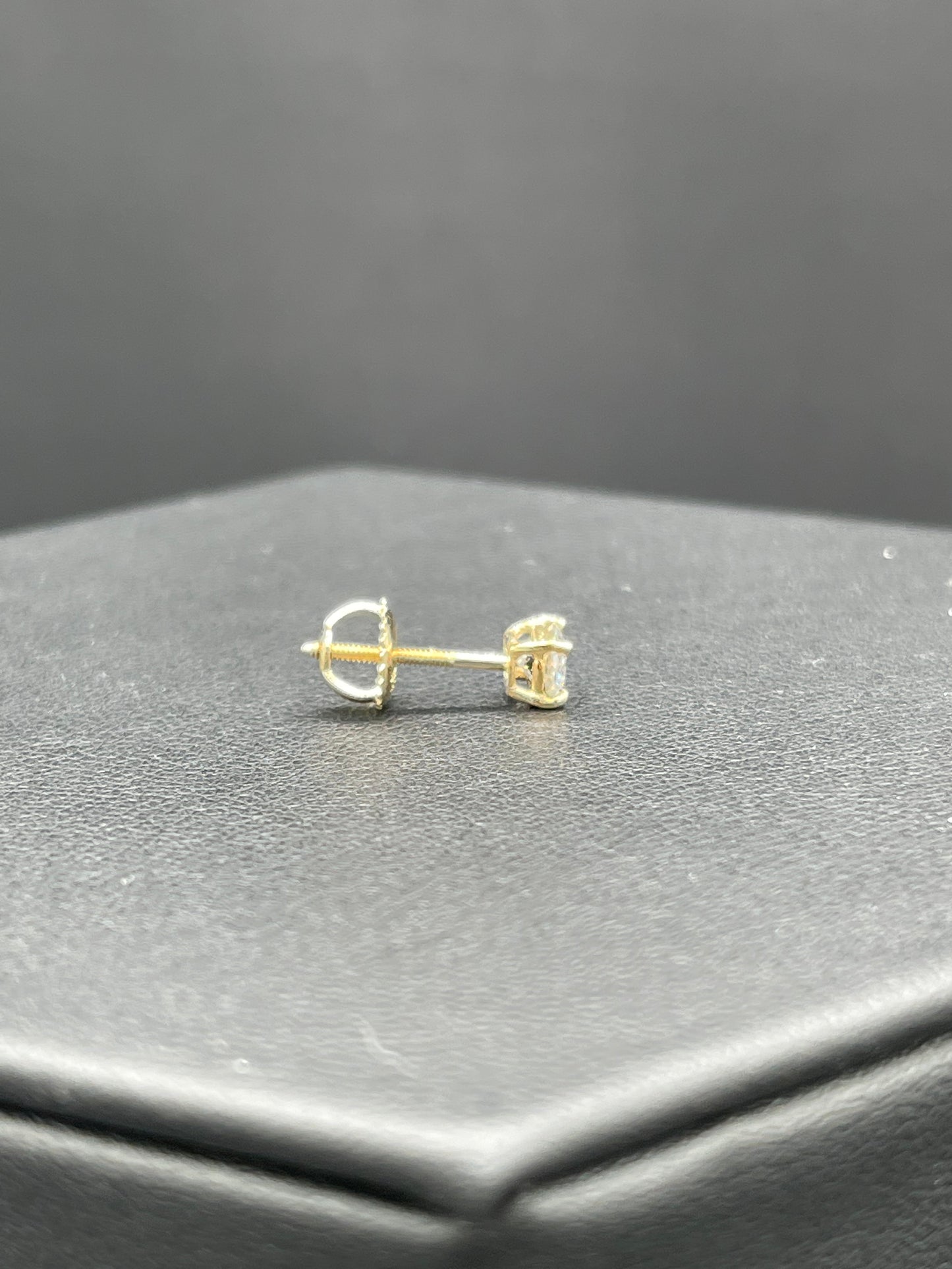 AGI Certified 0.31 Carat Natural Diamond 14k Yellow Gold Single Screw Back Earring