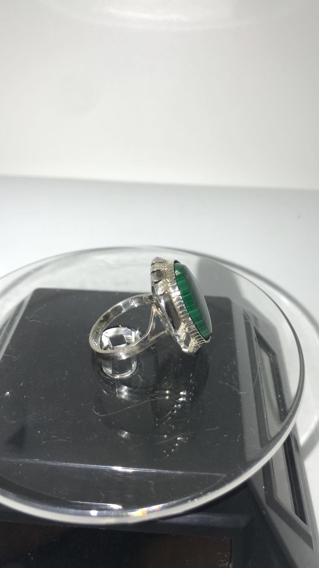 Malachite Sterling Silver Ring (Size 8)