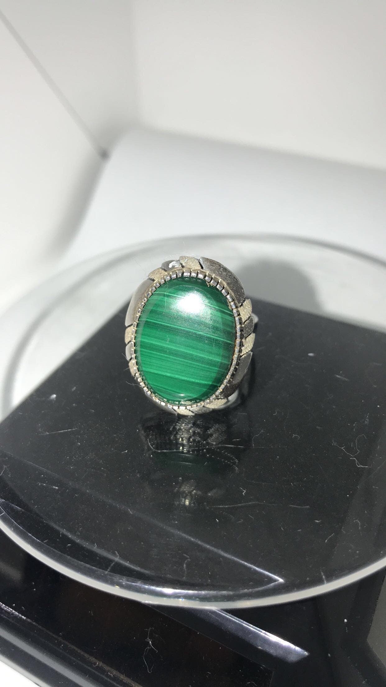 Malachite Sterling Silver Ring (Size 8)