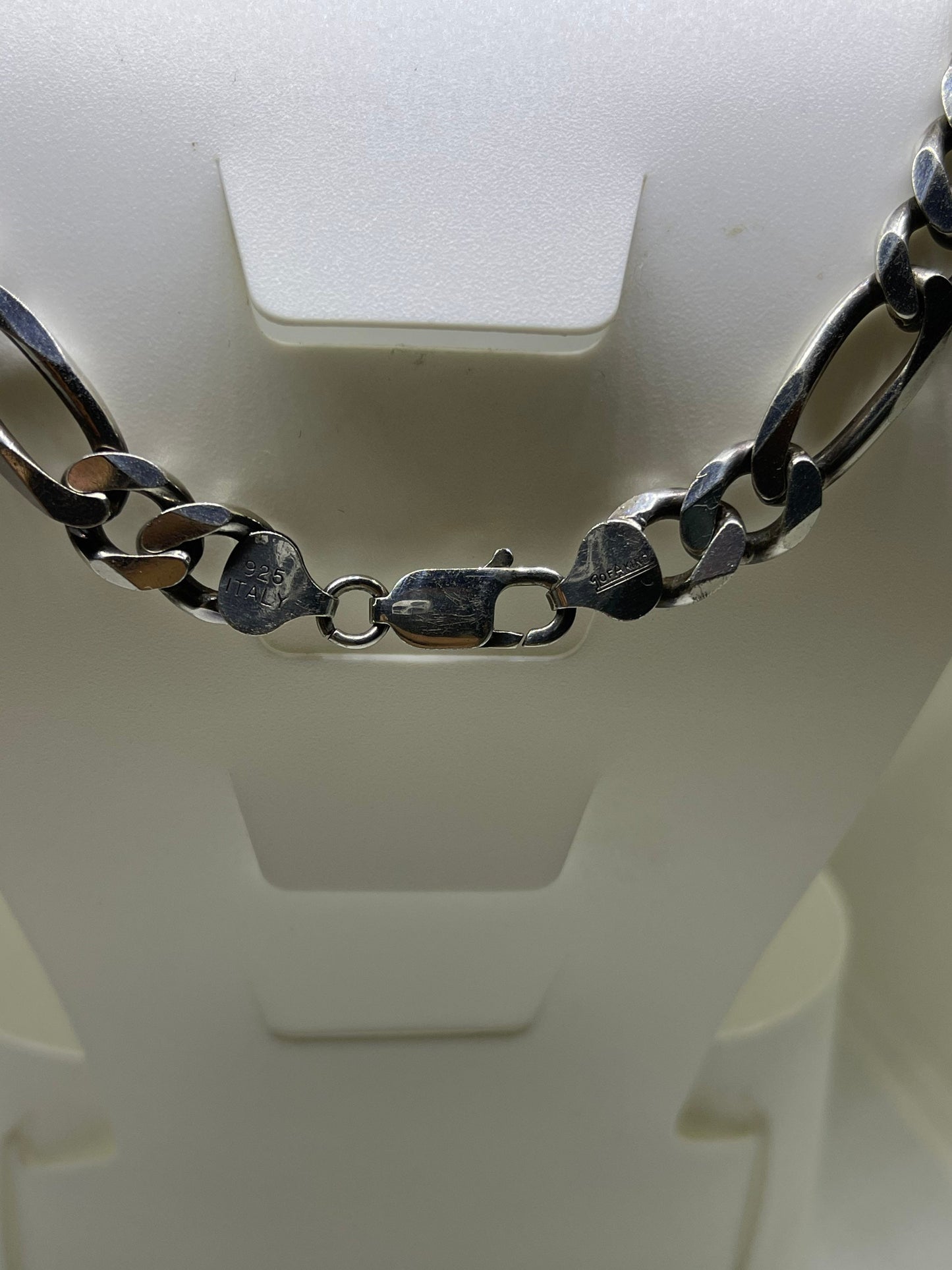 Italian Figaro Sterling Silver Chain (24 Inches)