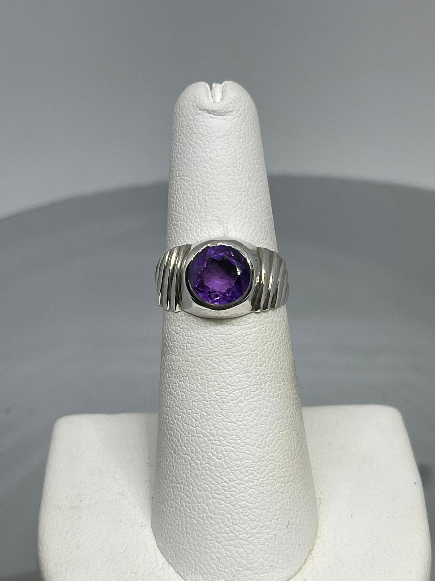 Natural Amethyst Sterling Silver Ring (Size 5.5)