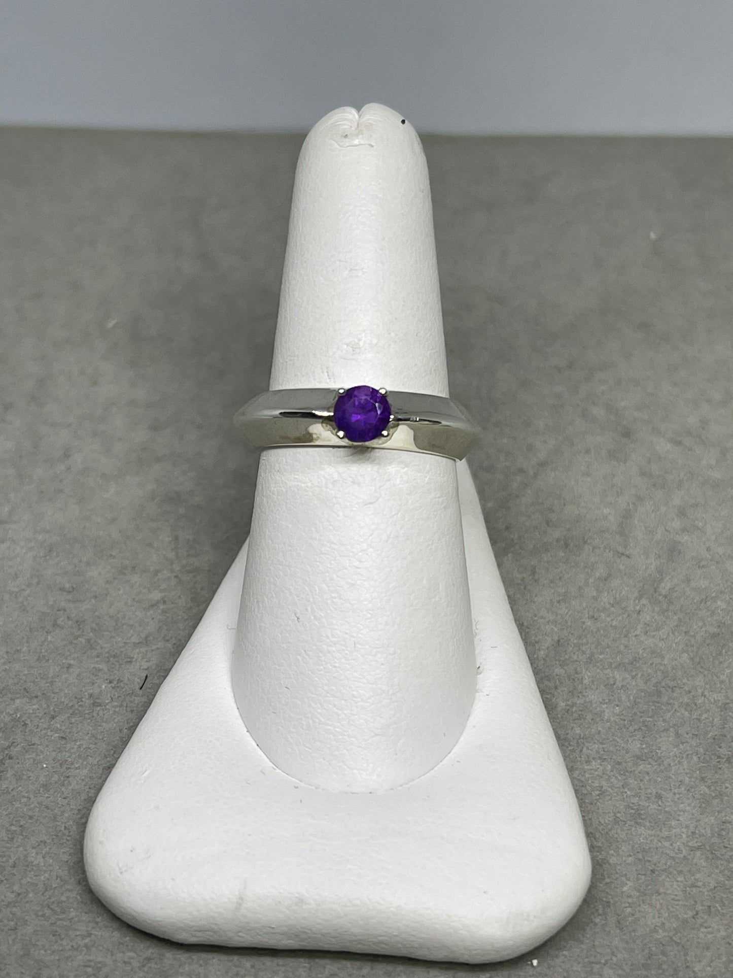 Natural Amethyst Sterling Silver Ring (Size 8.25)