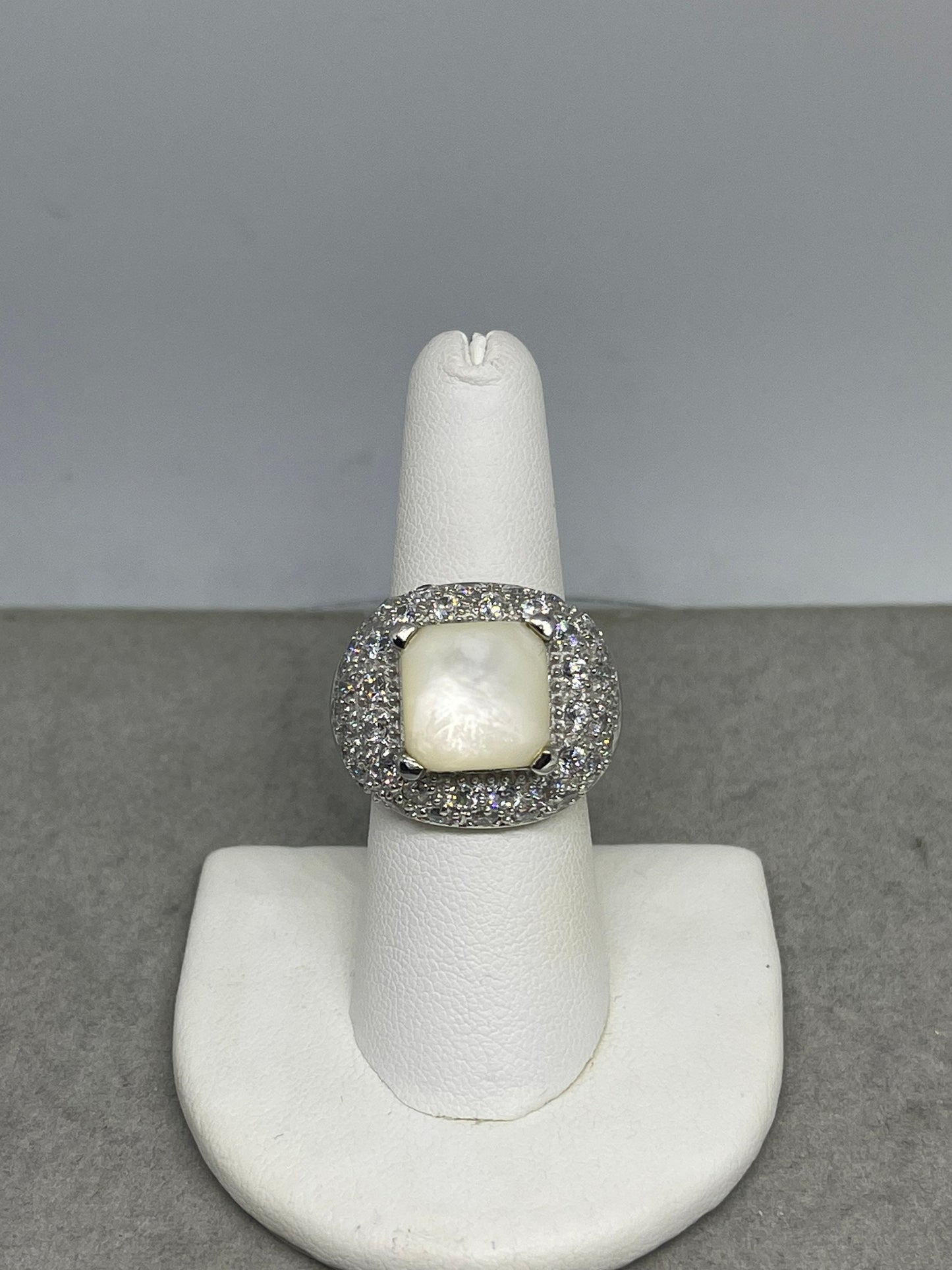 Mother Of Pearl & Cubic Zirconia Sterling Silver Ring (Size 7)