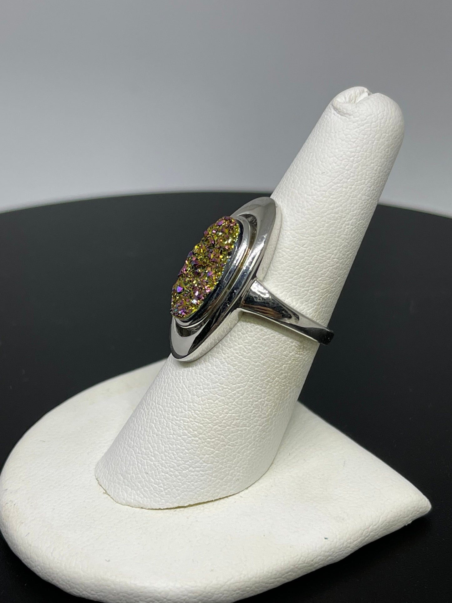 Moody Pink Druzy Quartz Bezel Set Sterling Silver Ring (Size 6.5)