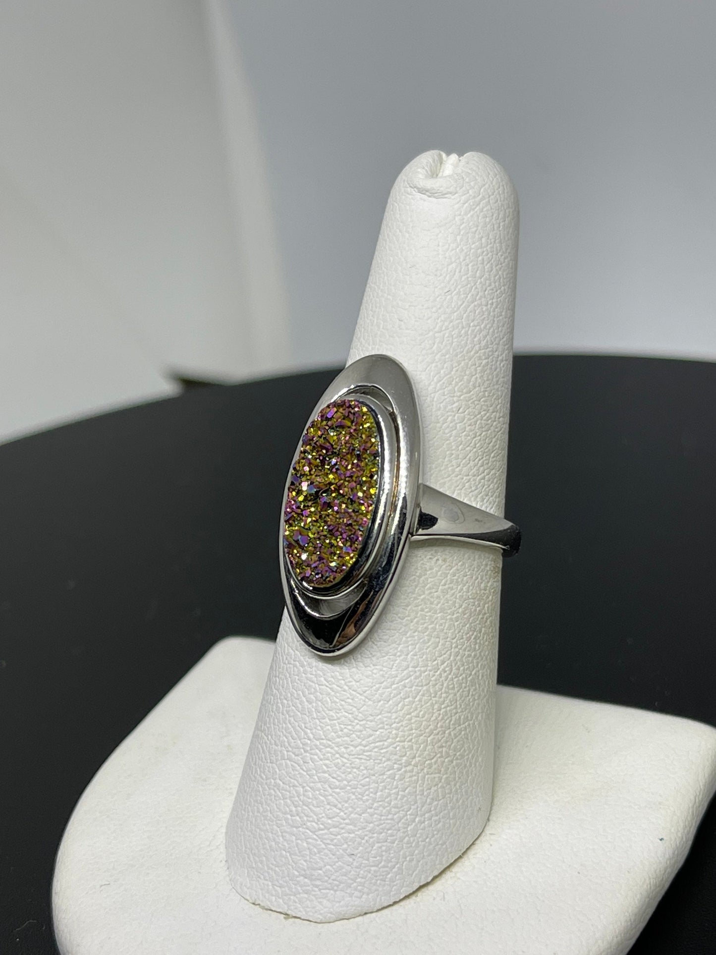 Moody Pink Druzy Quartz Bezel Set Sterling Silver Ring (Size 6.5)