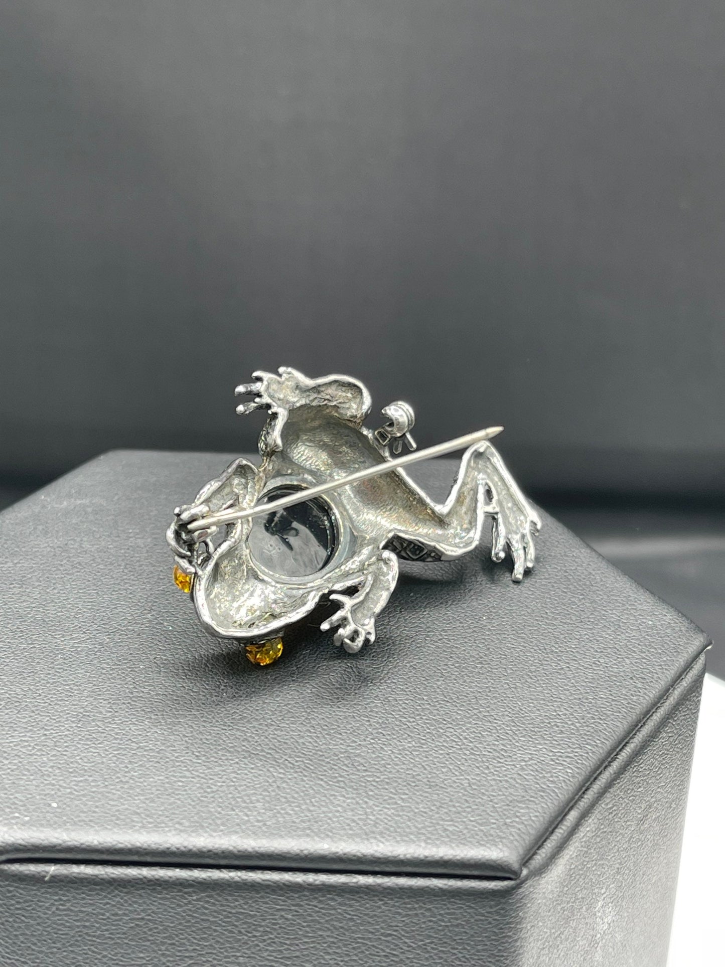 Handmade Amber Sterling Silver Frog Brooch Pin