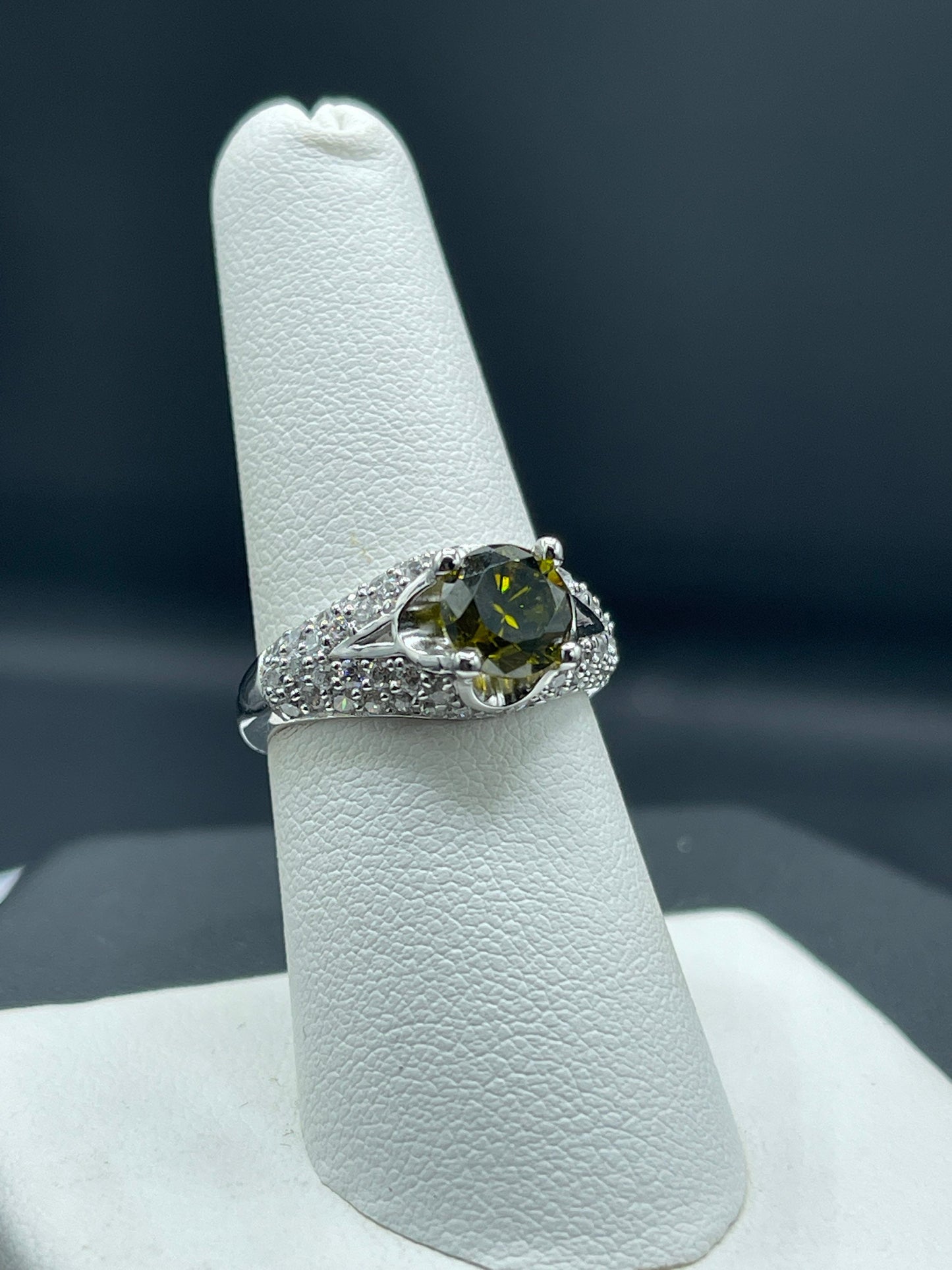 1.30 Carat Green Cubic Zirconia Sterling Silver Ring (Size 7.25)