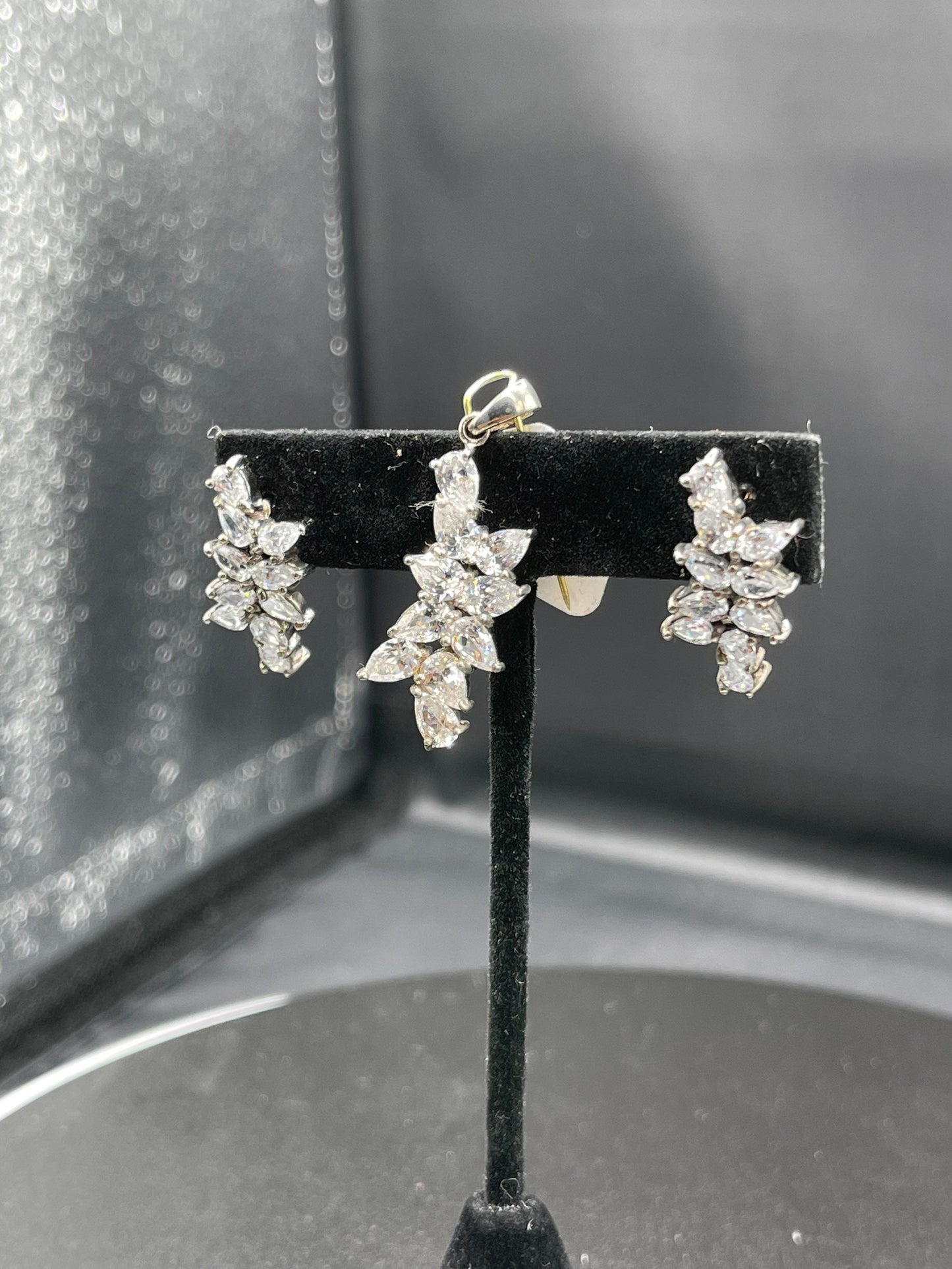 Marquise Cut Cubic Zirconia Sterling Silver Pendant & Earring Set