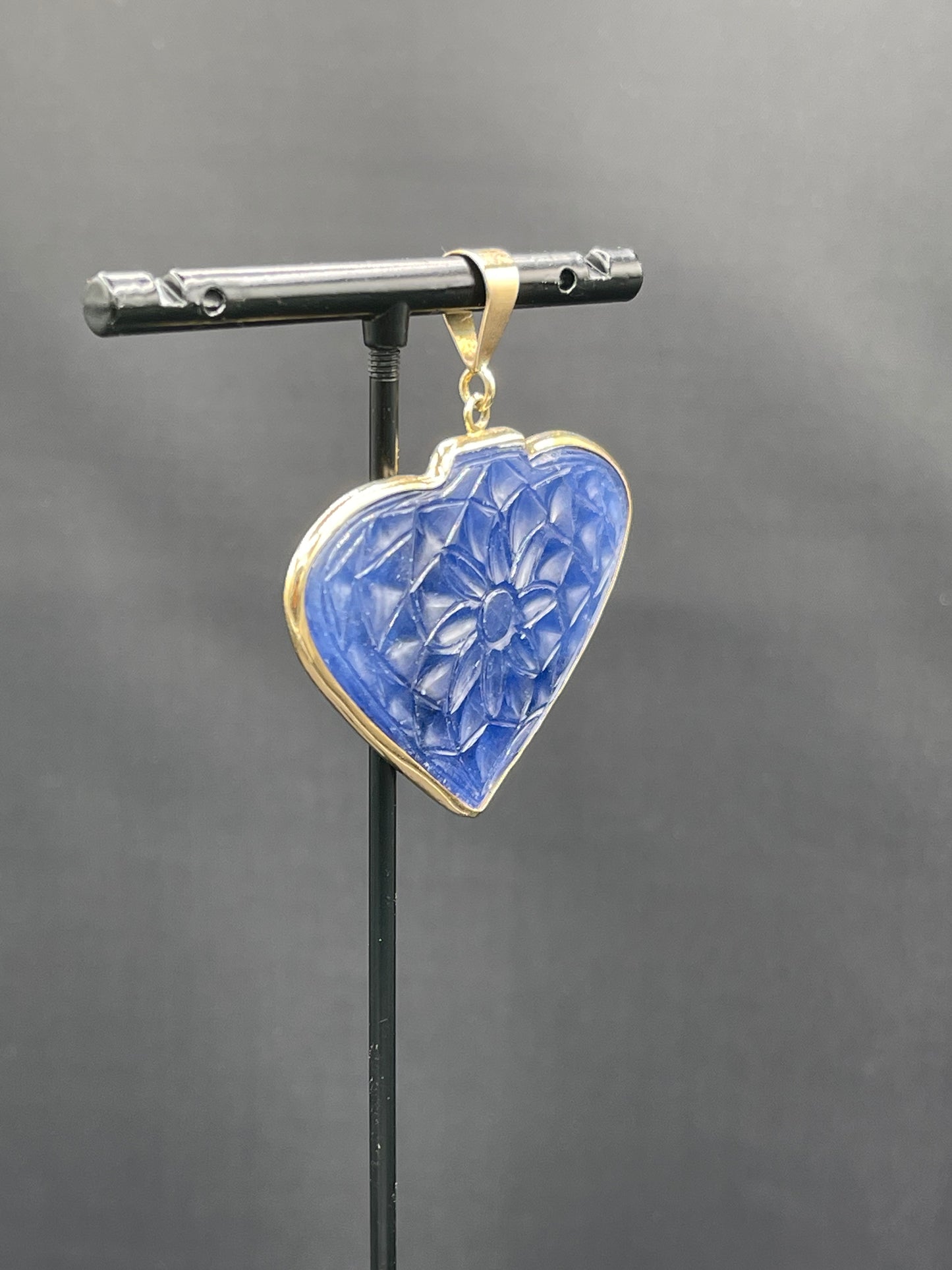 Natural Sapphire Hand Carved 14k Yellow Gold Pendant